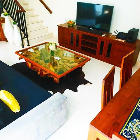 3Bedroom Villa Kepiting Central Sanur エクステリア 写真